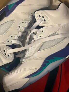 16 sneakers , 7 boys for $375